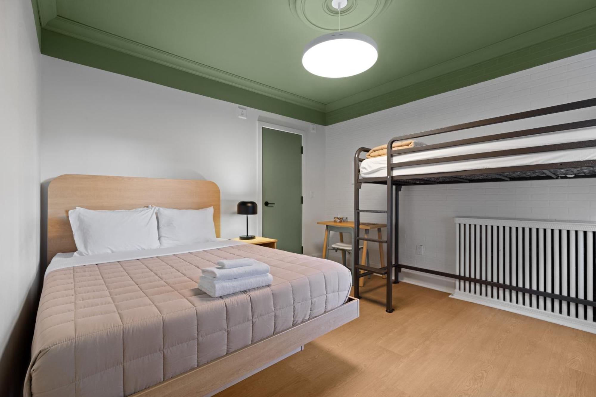 Hi Halifax Heritage House Hostel Екстериор снимка